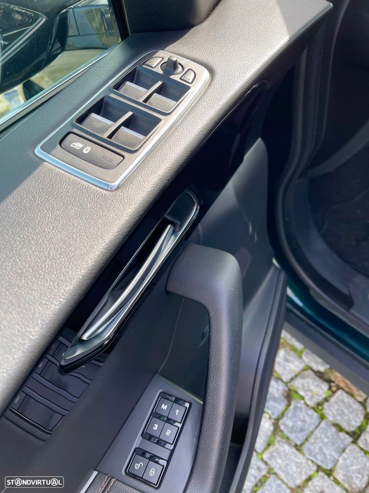 Jaguar F-Pace 2.0 i4D R-Sport - 9