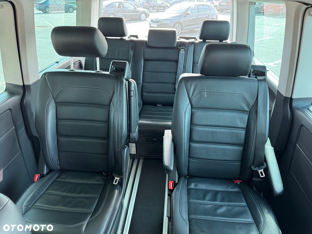 Volkswagen Multivan 2.0 BiTDI L1 Business 4Motion DSG - 31