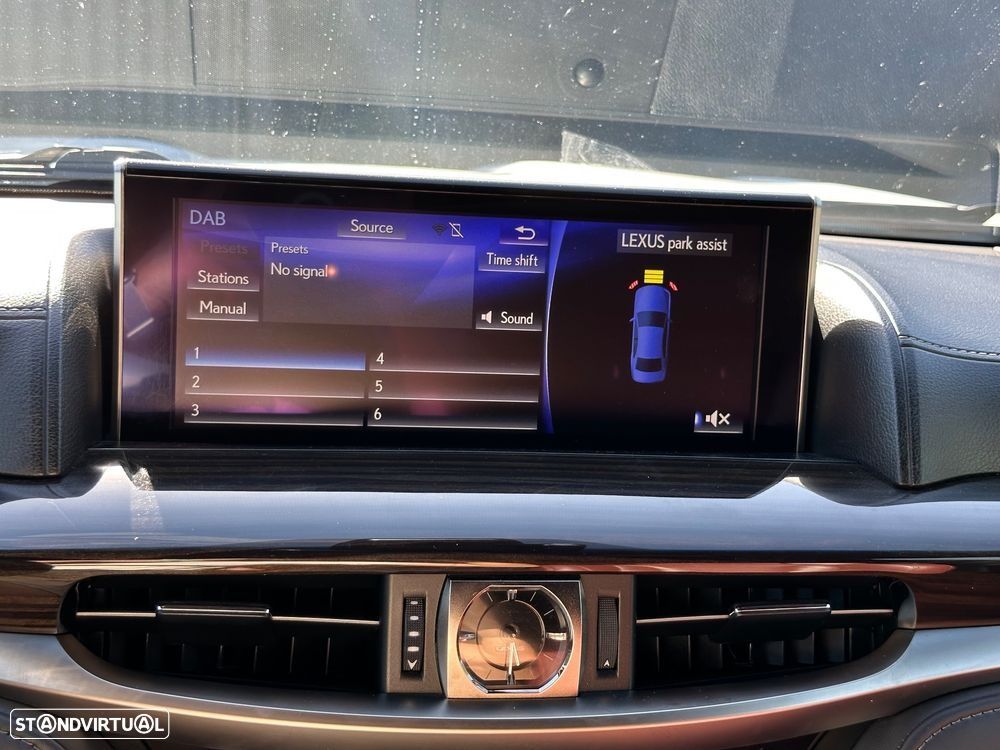 Lexus LX 450 - 34
