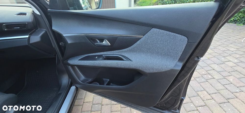 Peugeot 5008 1.5 BlueHDi Active Pack S&S EAT8 - 20