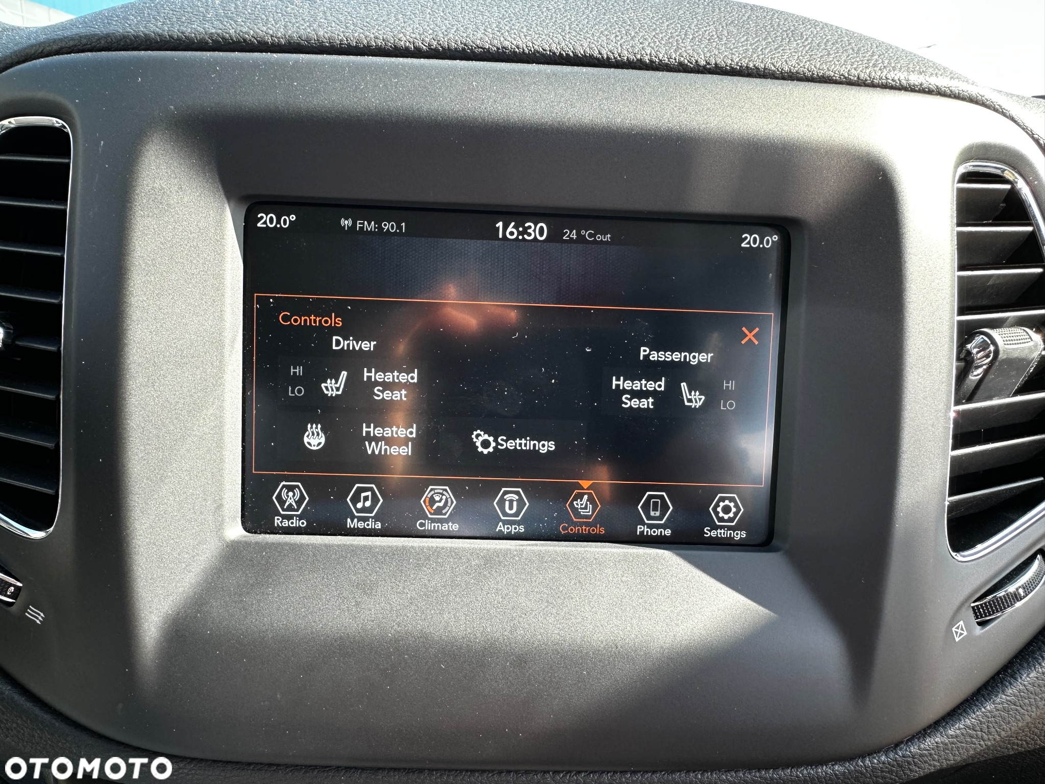 Jeep Compass - 27