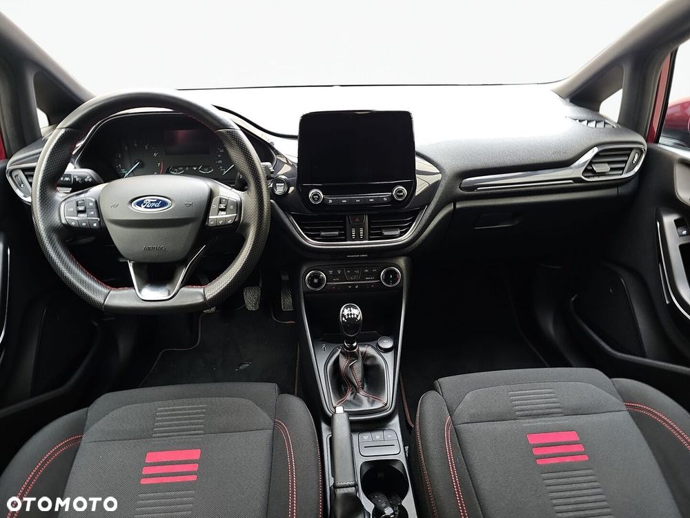 Ford Fiesta - 30