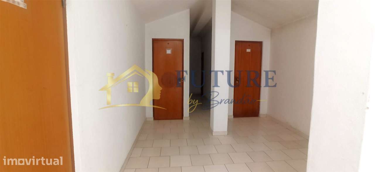 Apartamento T1 Venda em Peniche,Peniche - Grande imagem: 2/23
