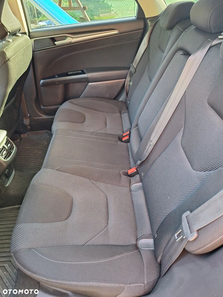 Ford Mondeo 2.0 TDCi Titanium PowerShift - 10