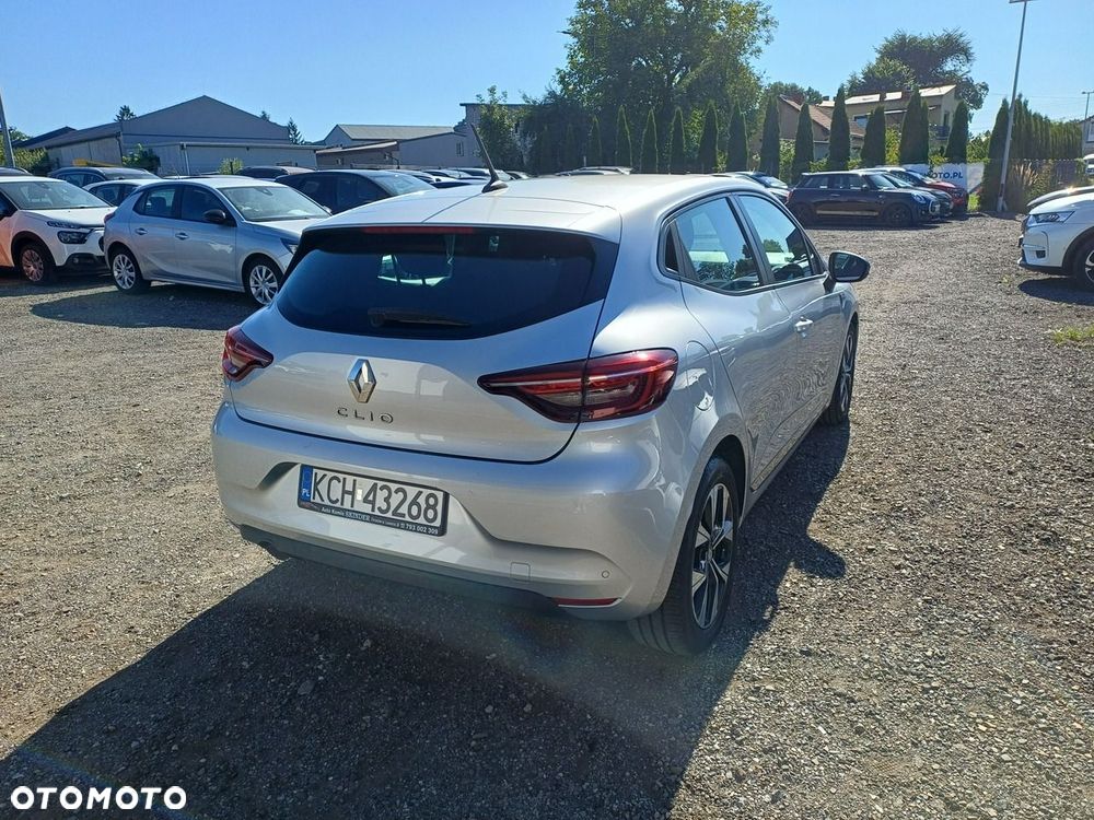 Renault Clio - 7