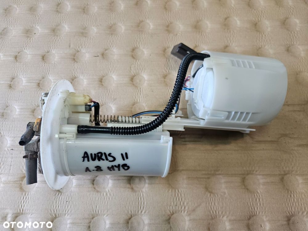 toyota auris ii 13-17 1.8 hybrid pompa paliwa 77020-02500 - 1