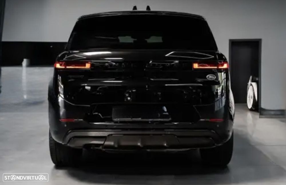 Land Rover Range Rover Sport 3.0 D300 Dynamic SE - 11
