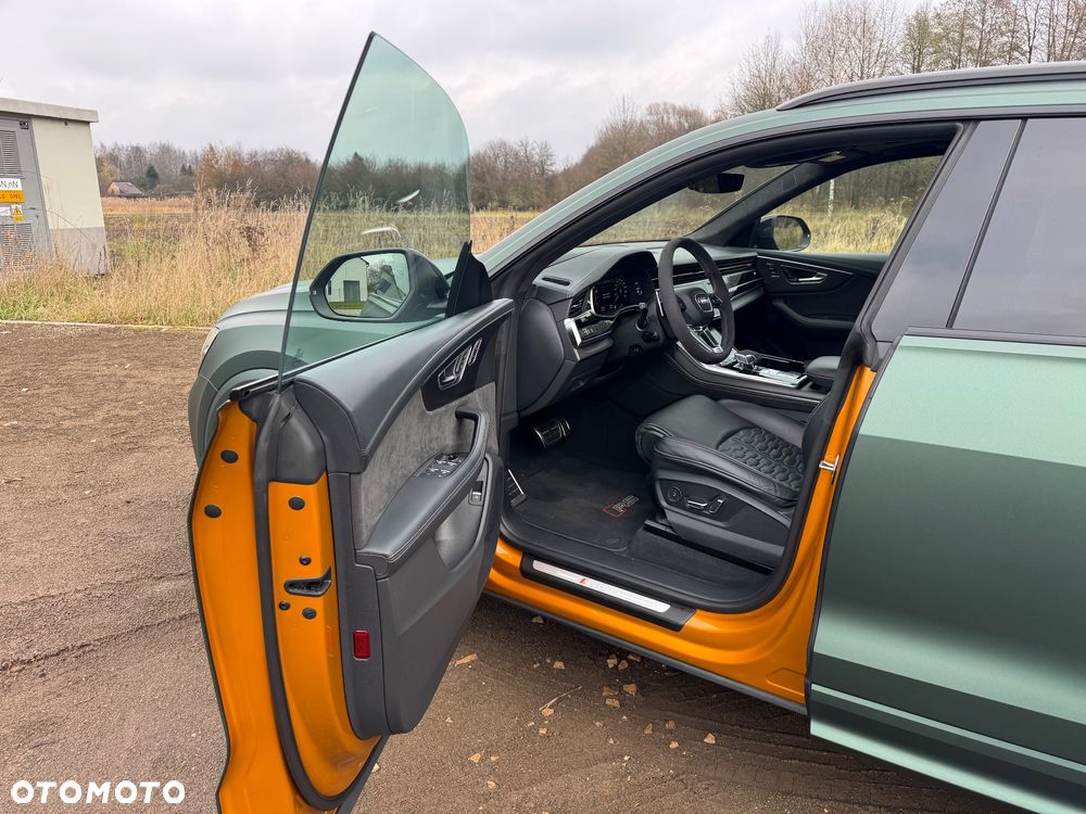 Audi RS Q8 - 10
