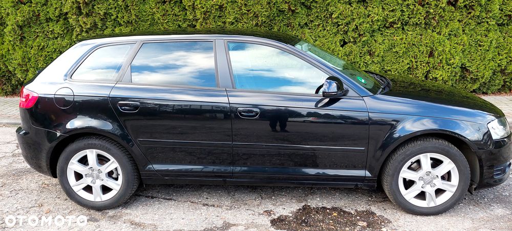 Audi A3 Sportback - 3