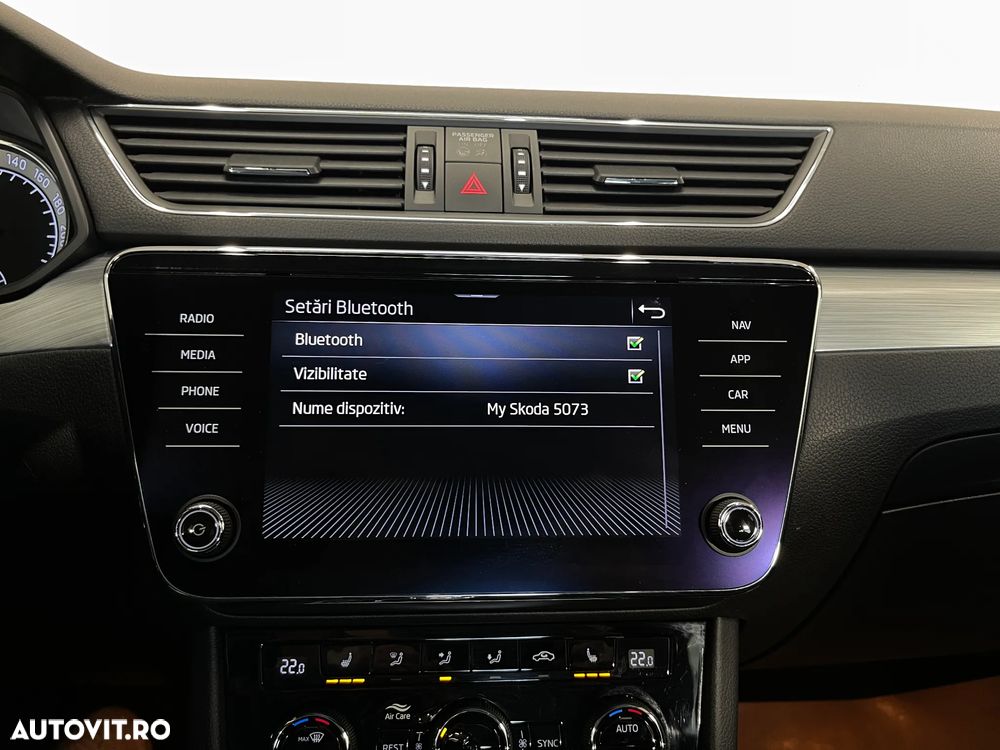 Skoda Superb 2.0 TDI DSG Ambition - 14