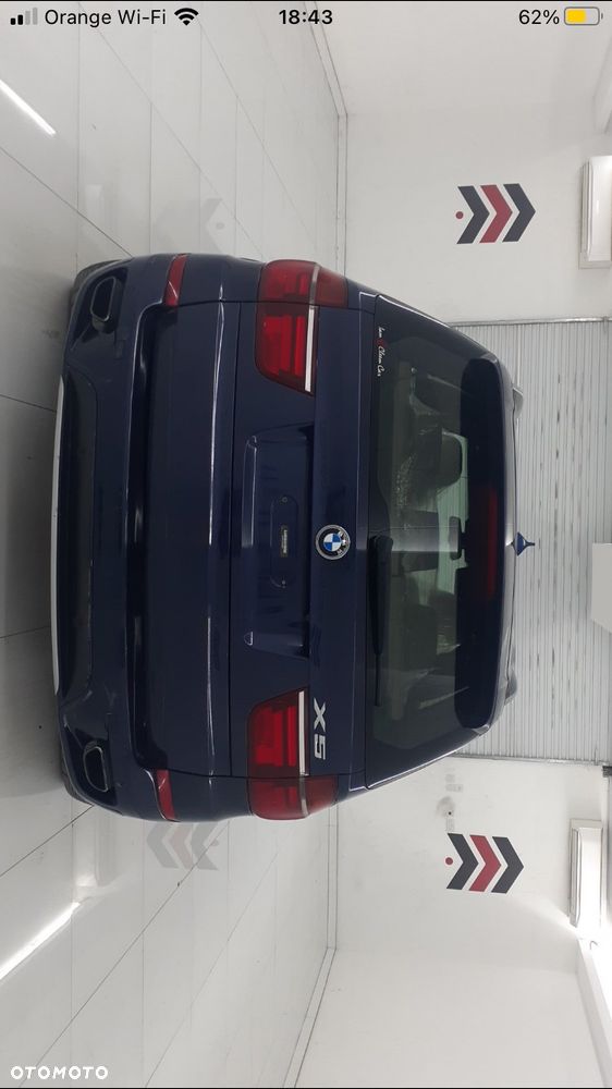 BMW X5 5.0i xDrive - 22