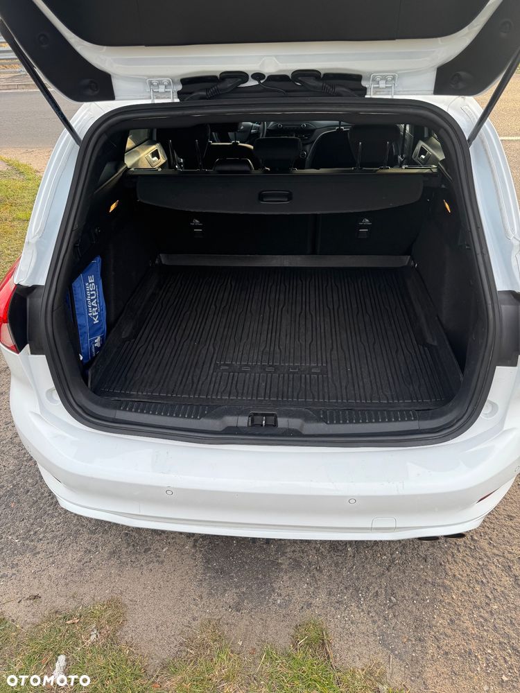 Ford Focus 1.5 EcoBoost ST-Line - 7