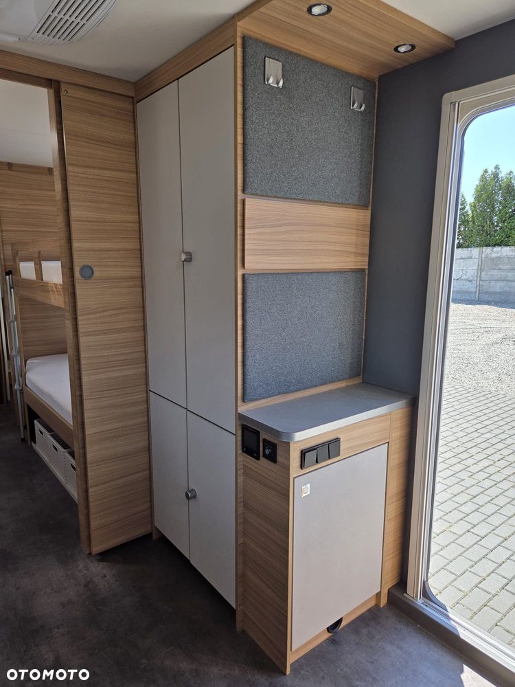Dethleffs Camper 730FKR - 20