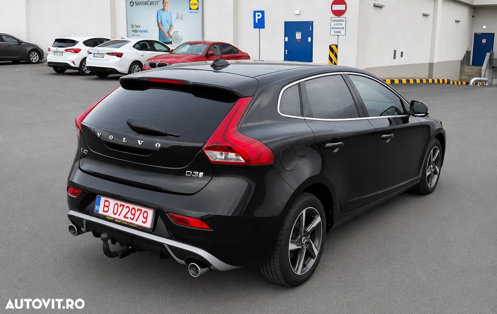 Volvo V40 D3 Geartronic RDesign - 14