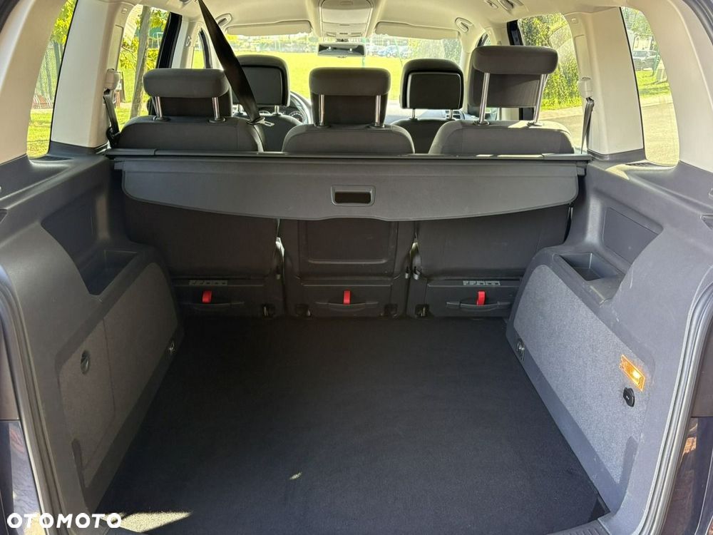 Volkswagen Touran 1.6 TDI DPF BlueMotion Technology DSG Cup - 12
