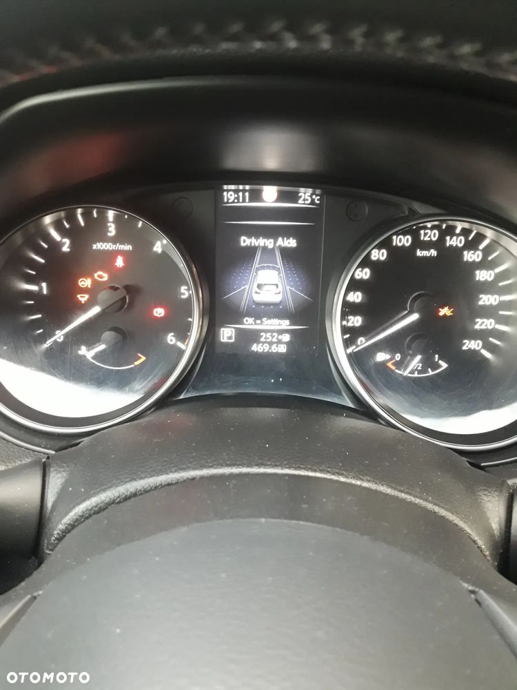 Nissan Qashqai - 14