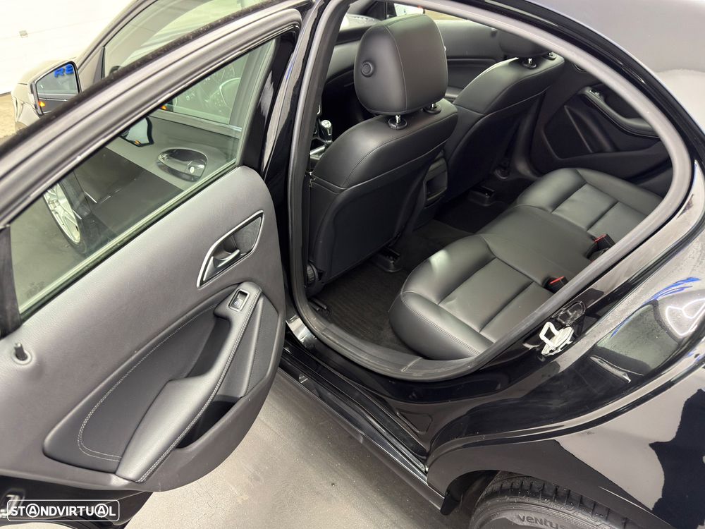 Mercedes-Benz A 180 d Urban - 14