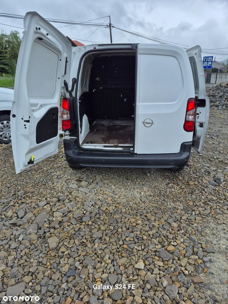 Opel COMBO - 9