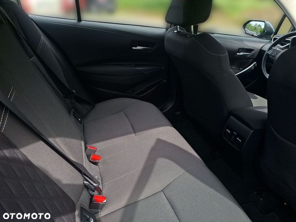 Toyota Corolla - 10