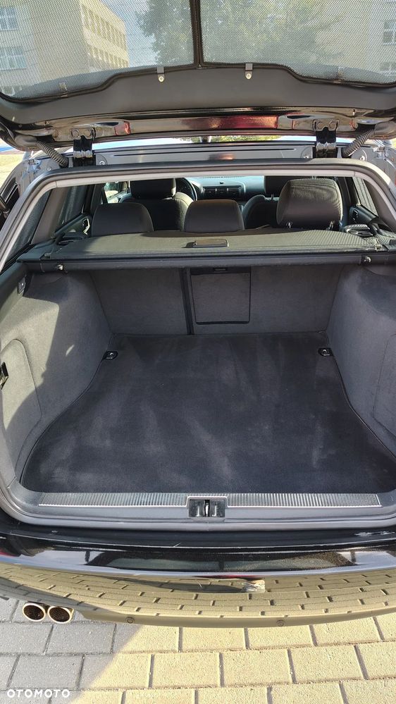 Audi A4 Avant 1.8 - 32