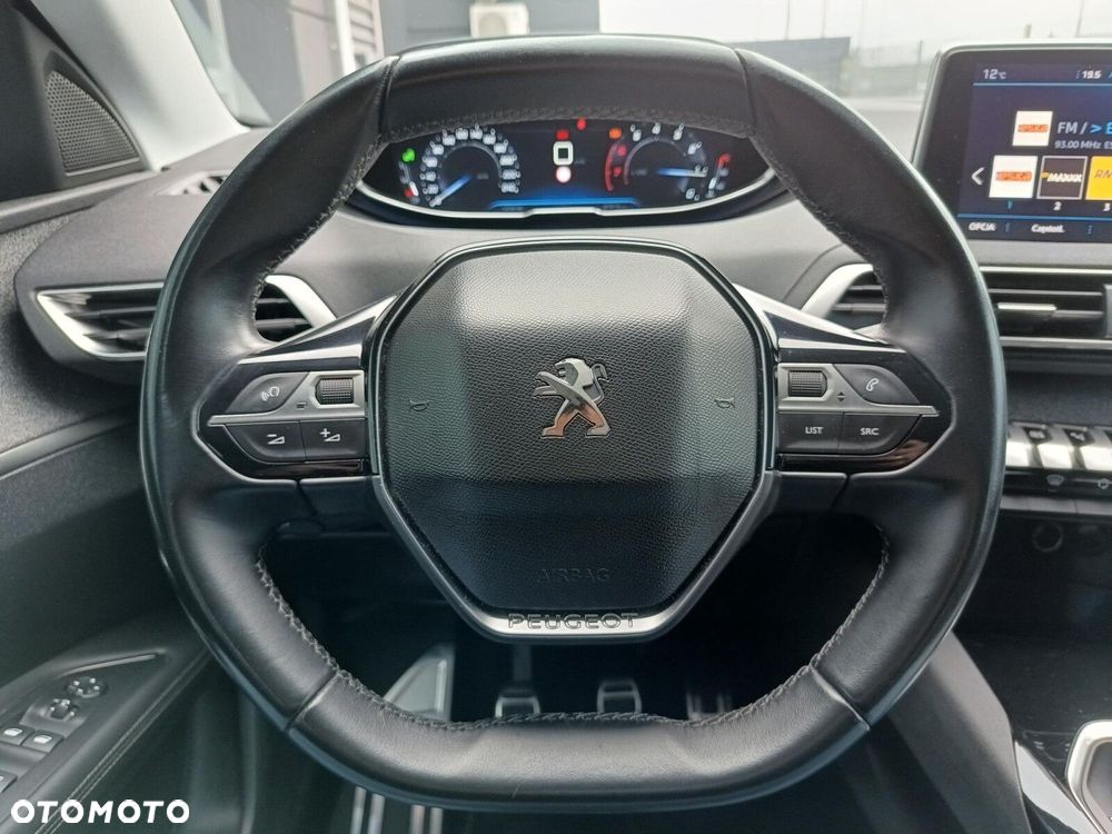 Peugeot 3008 1.2 PureTech Allure S&S - 18