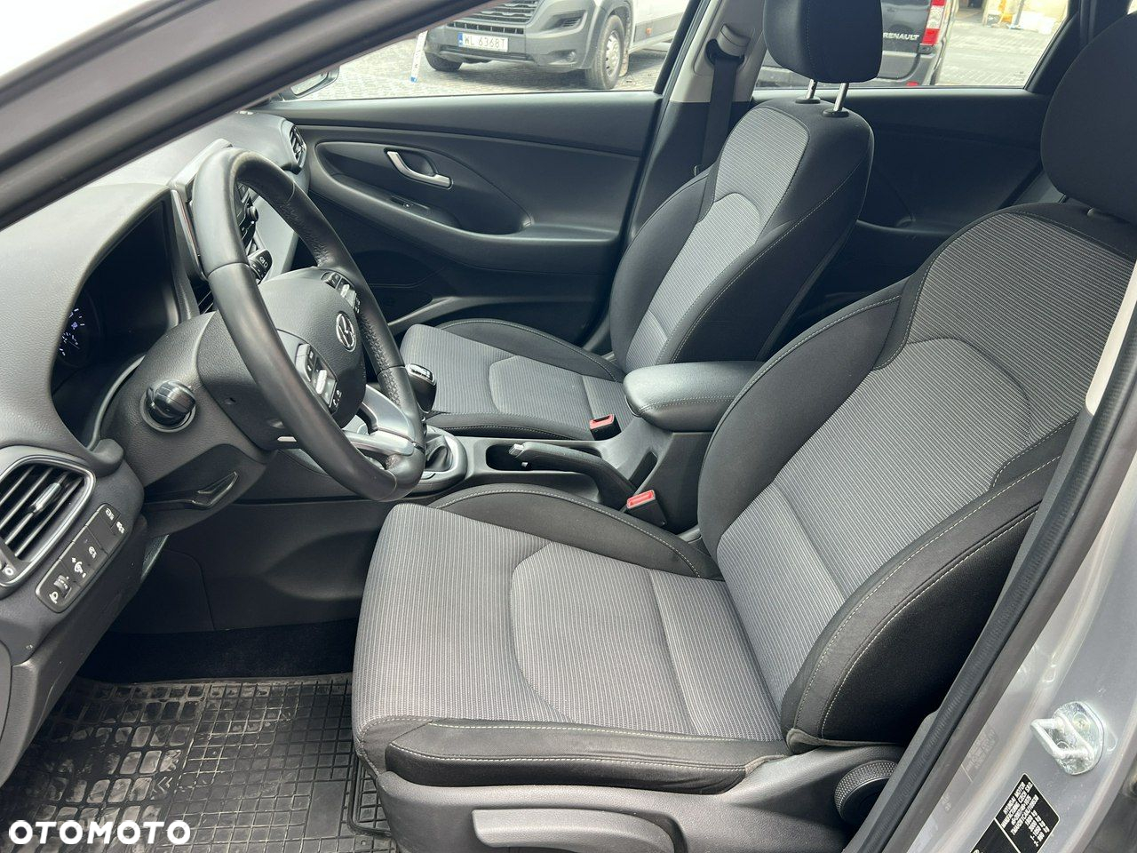 Hyundai i30 1.5 DPI Modern - 22