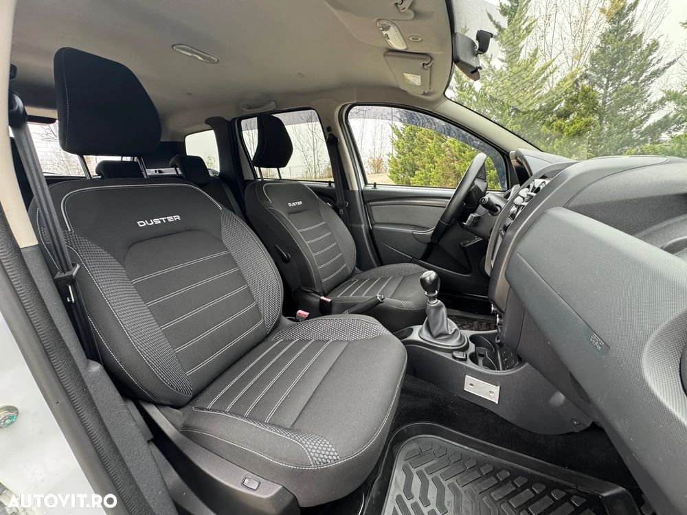 Dacia Duster dCi 110 FAP 4x4 Blackshadow - 30