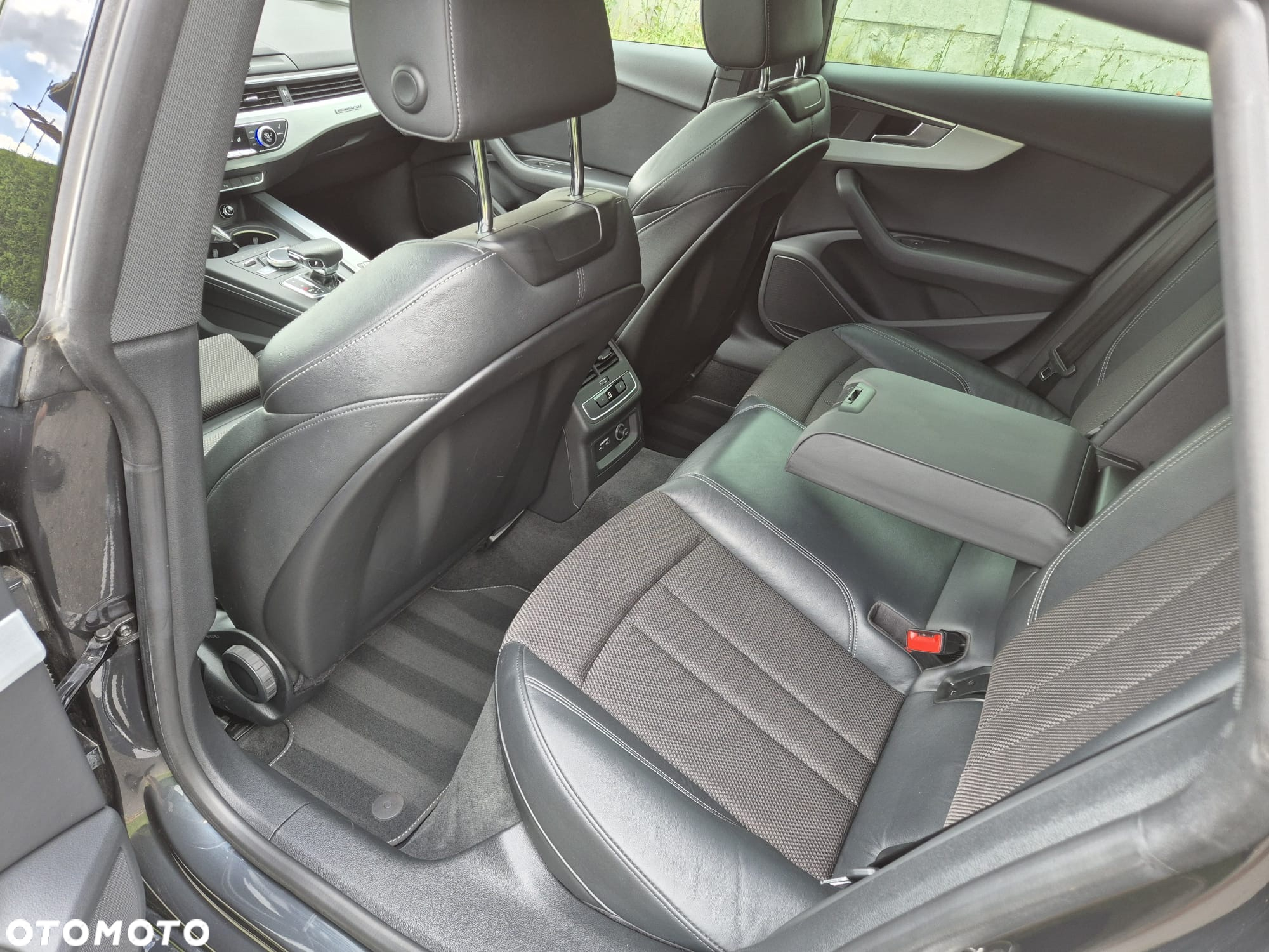 Audi A5 2.0 TDI Quattro S tronic - 37
