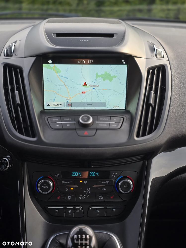 Ford Kuga 1.5 EcoBoost 2x4 Titanium - 11