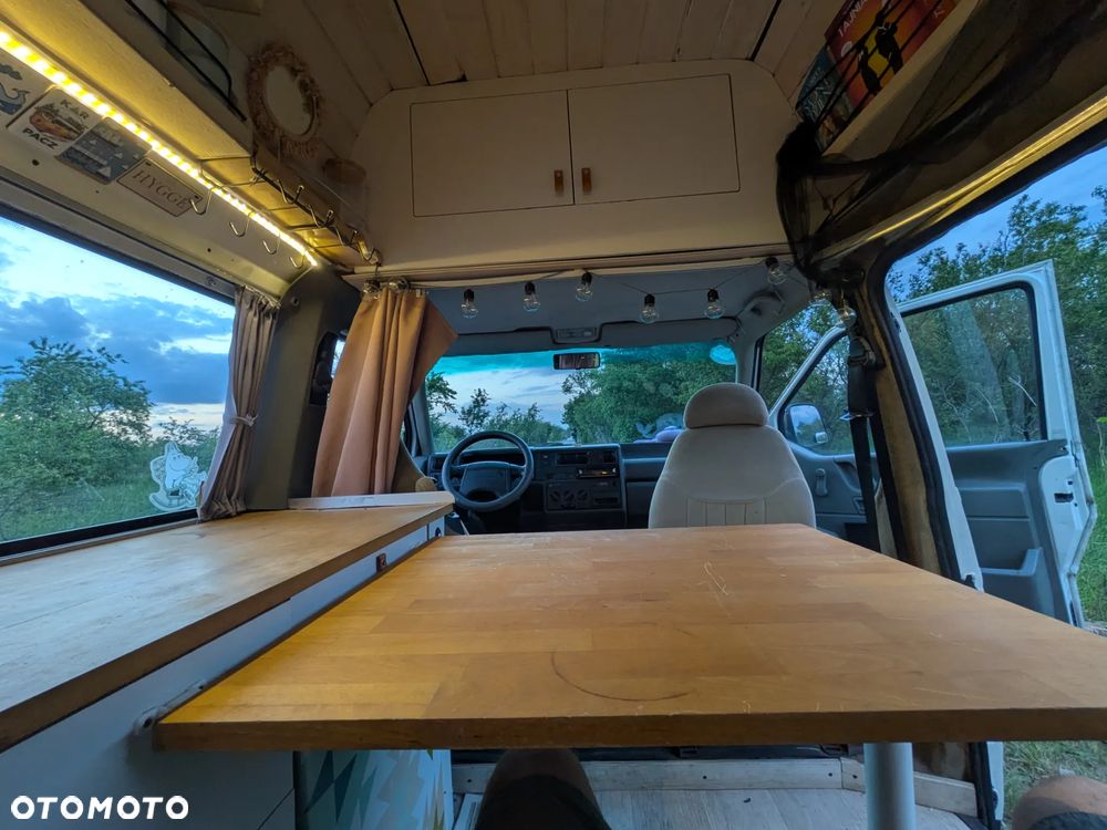 Volkswagen Transporter T4 - 11