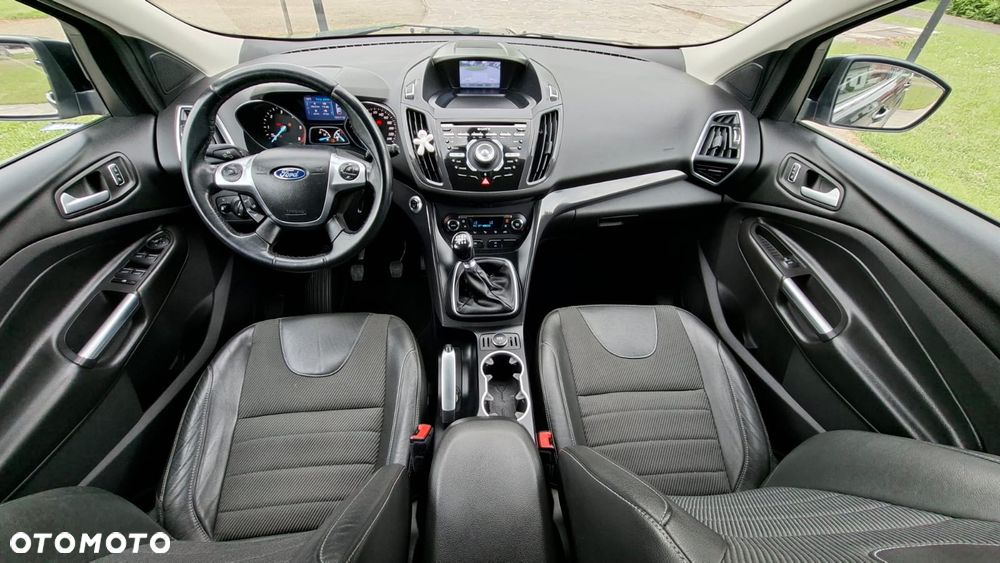 Ford Kuga 2.0 TDCi 4WD Titanium - 25