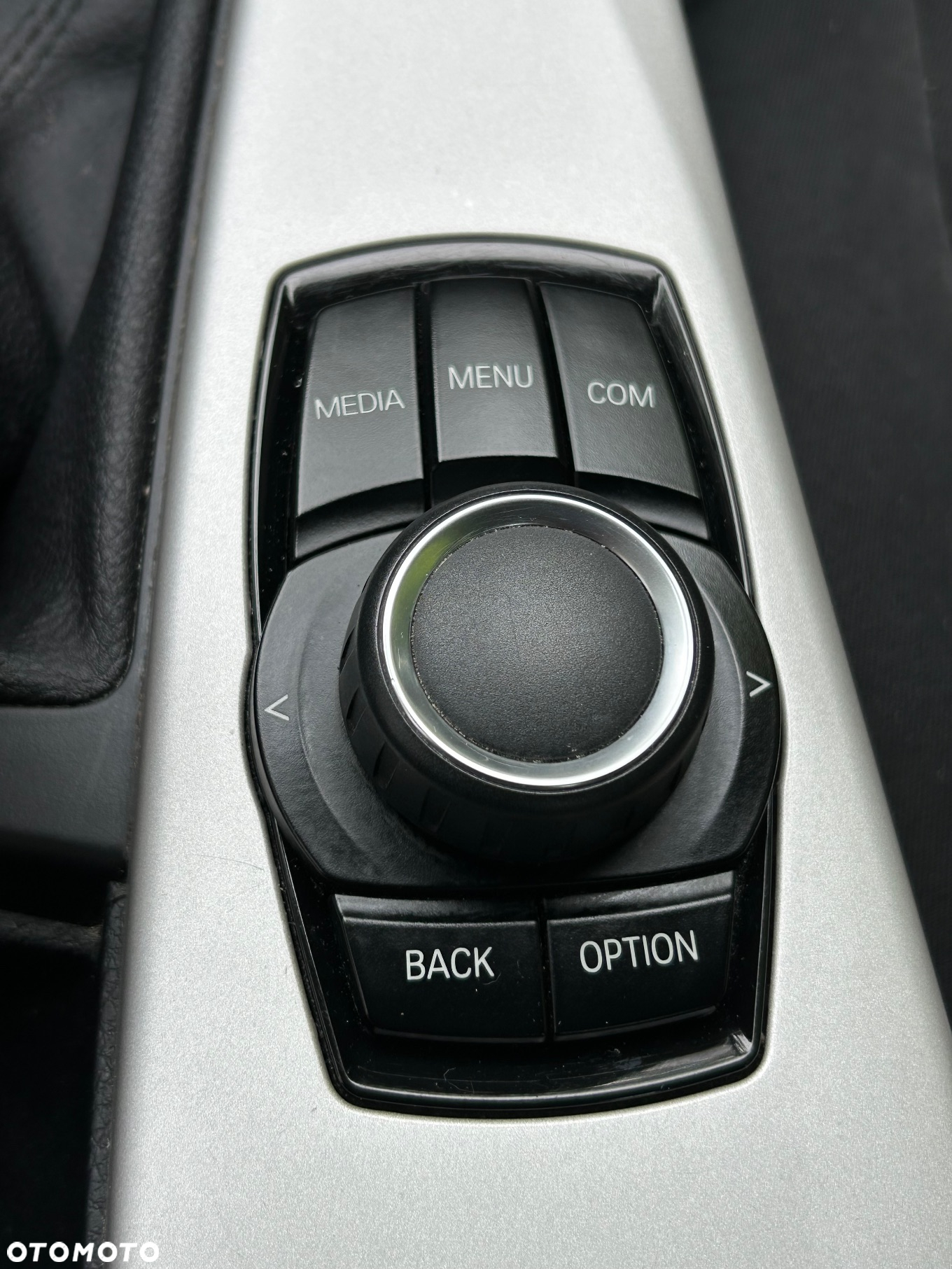 BMW Seria 3 318d - 13