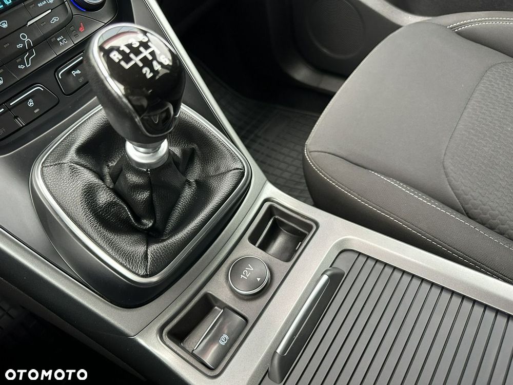 Ford Kuga 1.5 EcoBoost 2x4 SYNC - 28