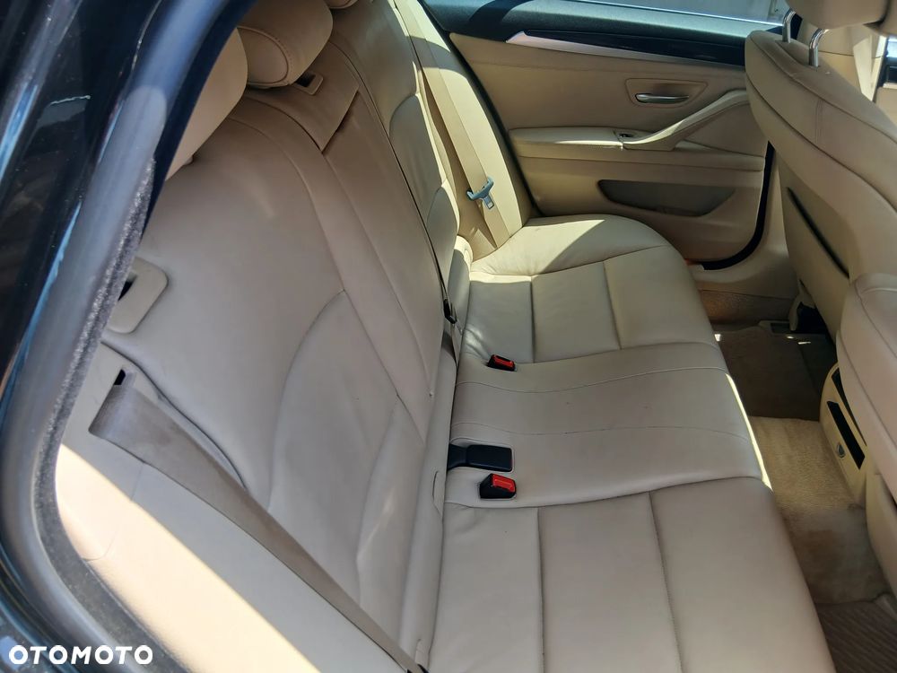 BMW Seria 5 - 30