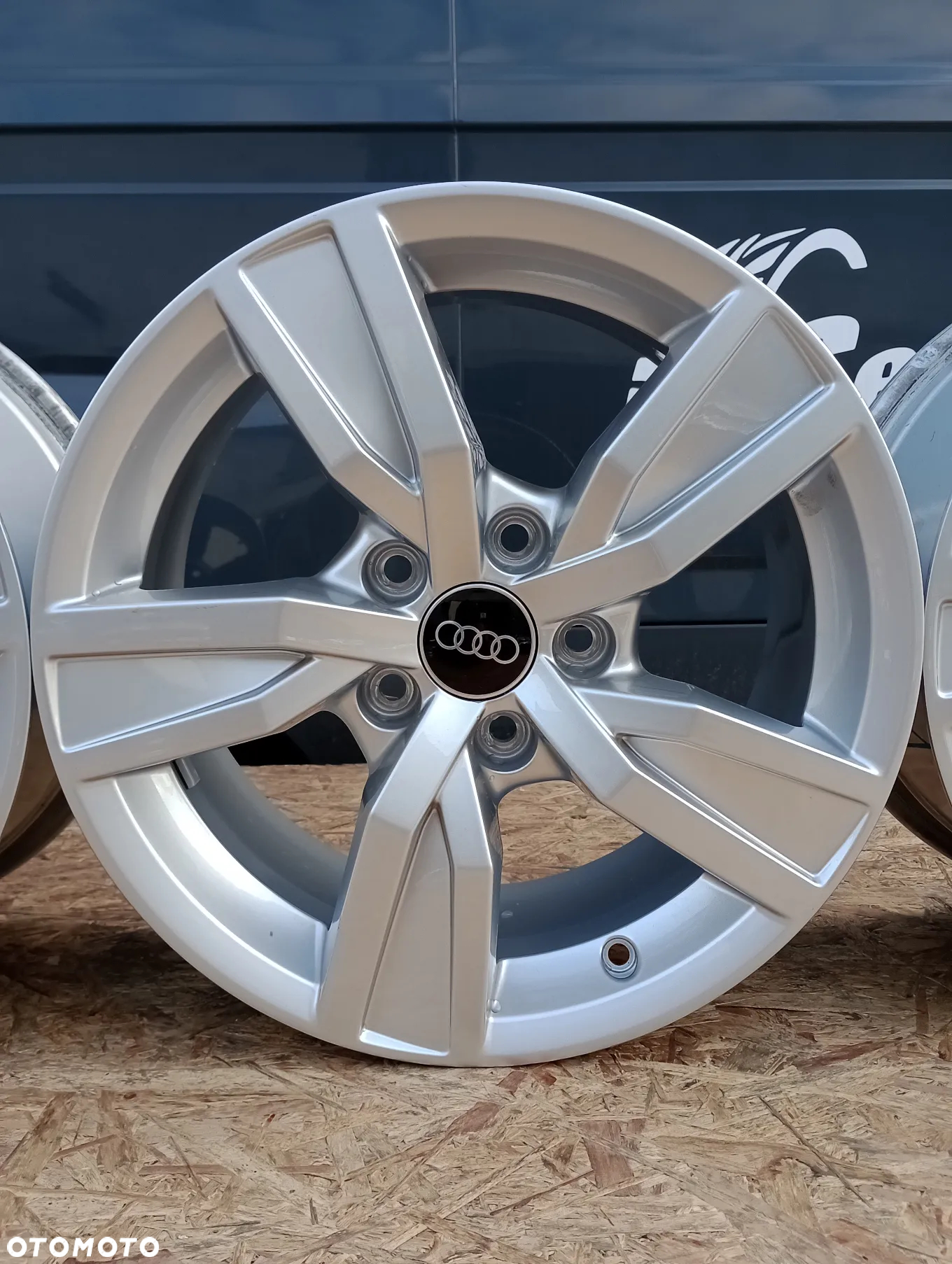 FELGI ALUMINIOWE 5x112 R16 7J ET35 AUDI A3 A4 A6 - 5