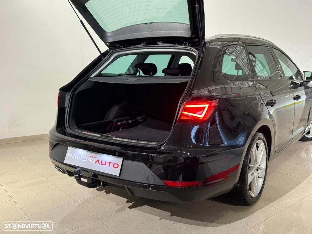 SEAT Leon ST 2.0 TDI DPF DSG FR - 16