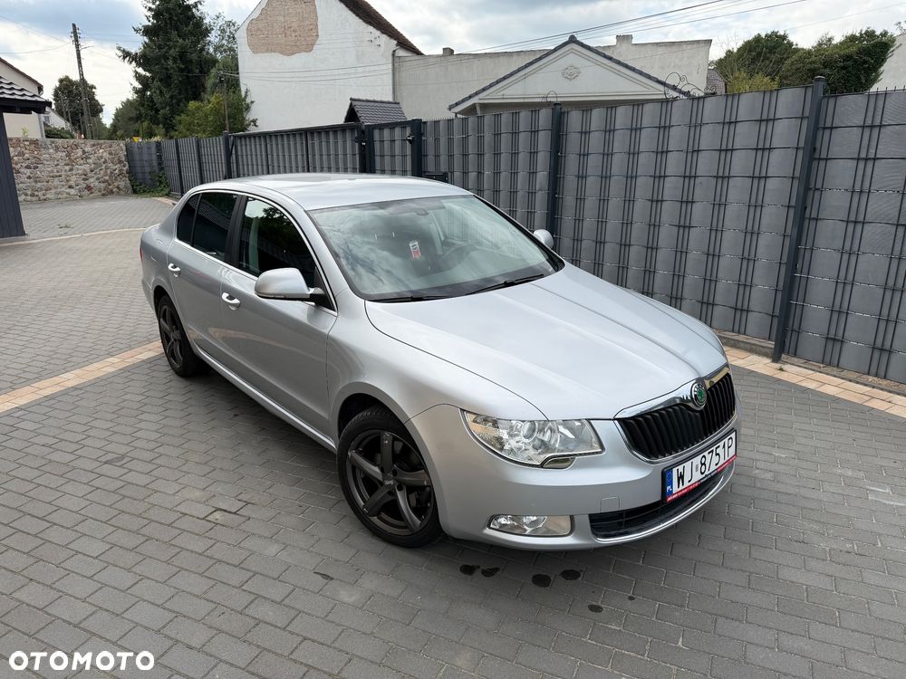 Skoda Superb - 1