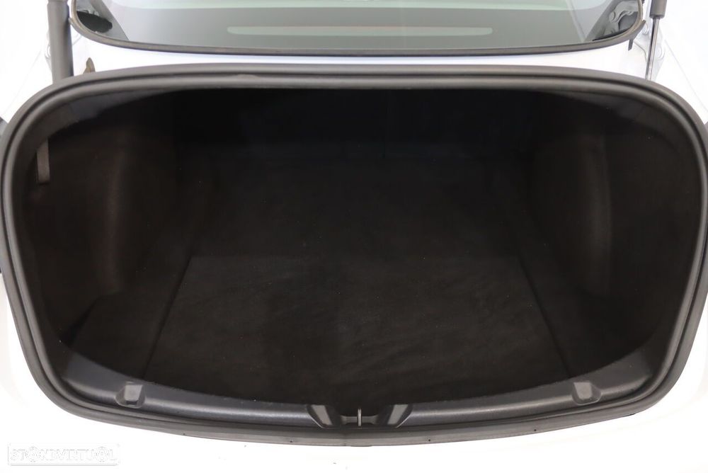 Tesla Model 3 Long Range RWD - 37