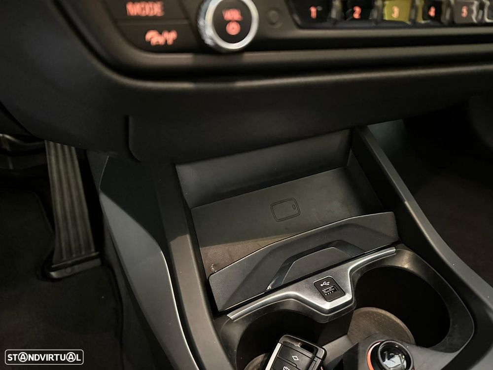 BMW 116 d Aut. Advantage - 24