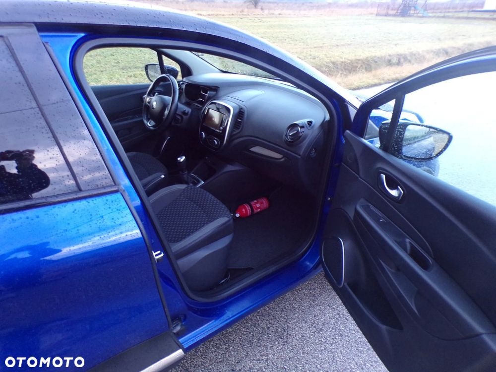 Renault Captur (ENERGY) TCe 90 BOSE EDITION - 25