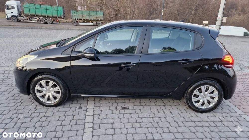 Peugeot 208 1.2 PureTech Active - 8