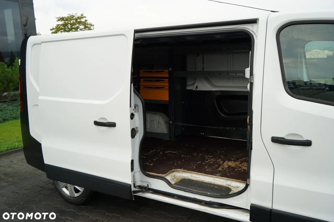 Renault TRAFIC / BLASZAK / ZABUDOWA WARSZTATOWA / MANUAL / SPROWADZONY / PO KONTRAKCIE SERWISOWYM - 17