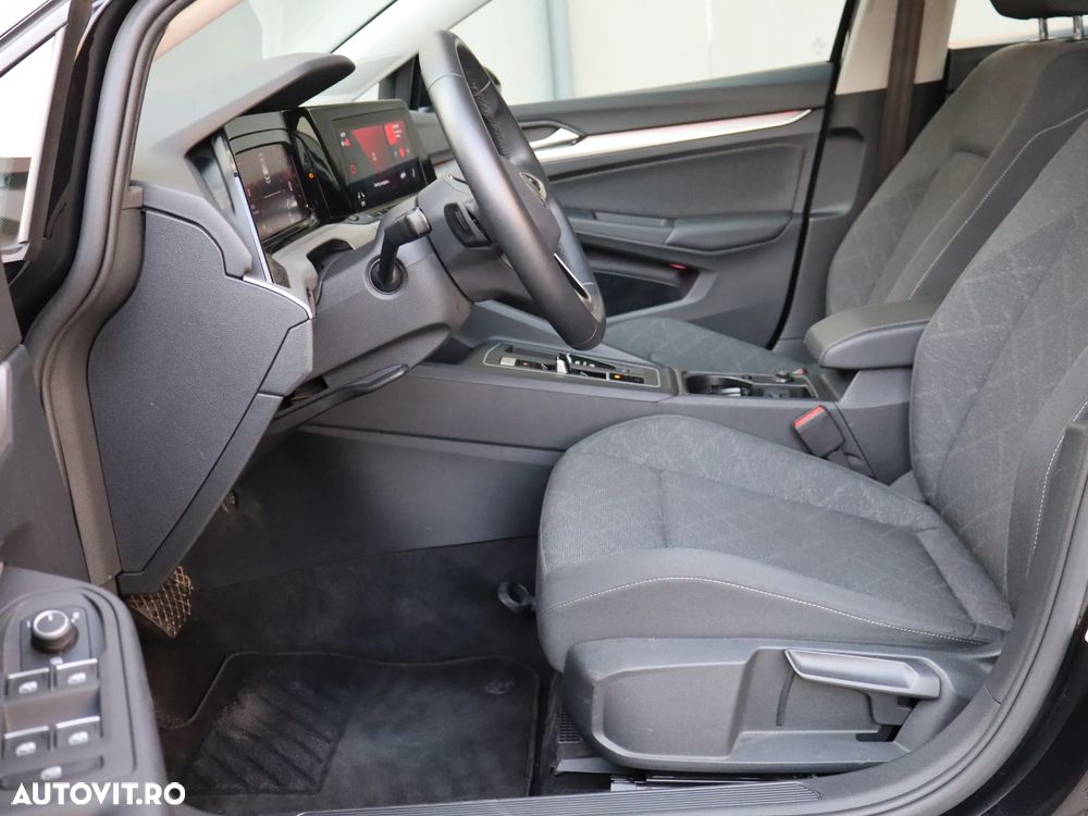 VOLKSWAGEN Golf 2024 — imagine 15