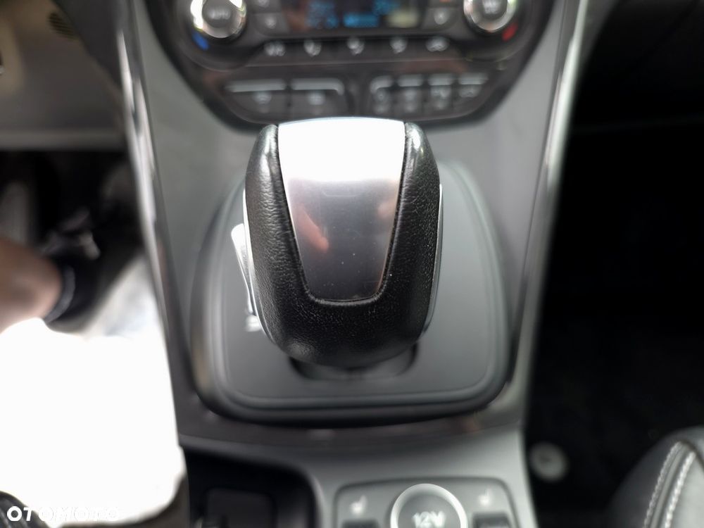 Ford Kuga 2.0 TDCi 4WD Titanium - 26