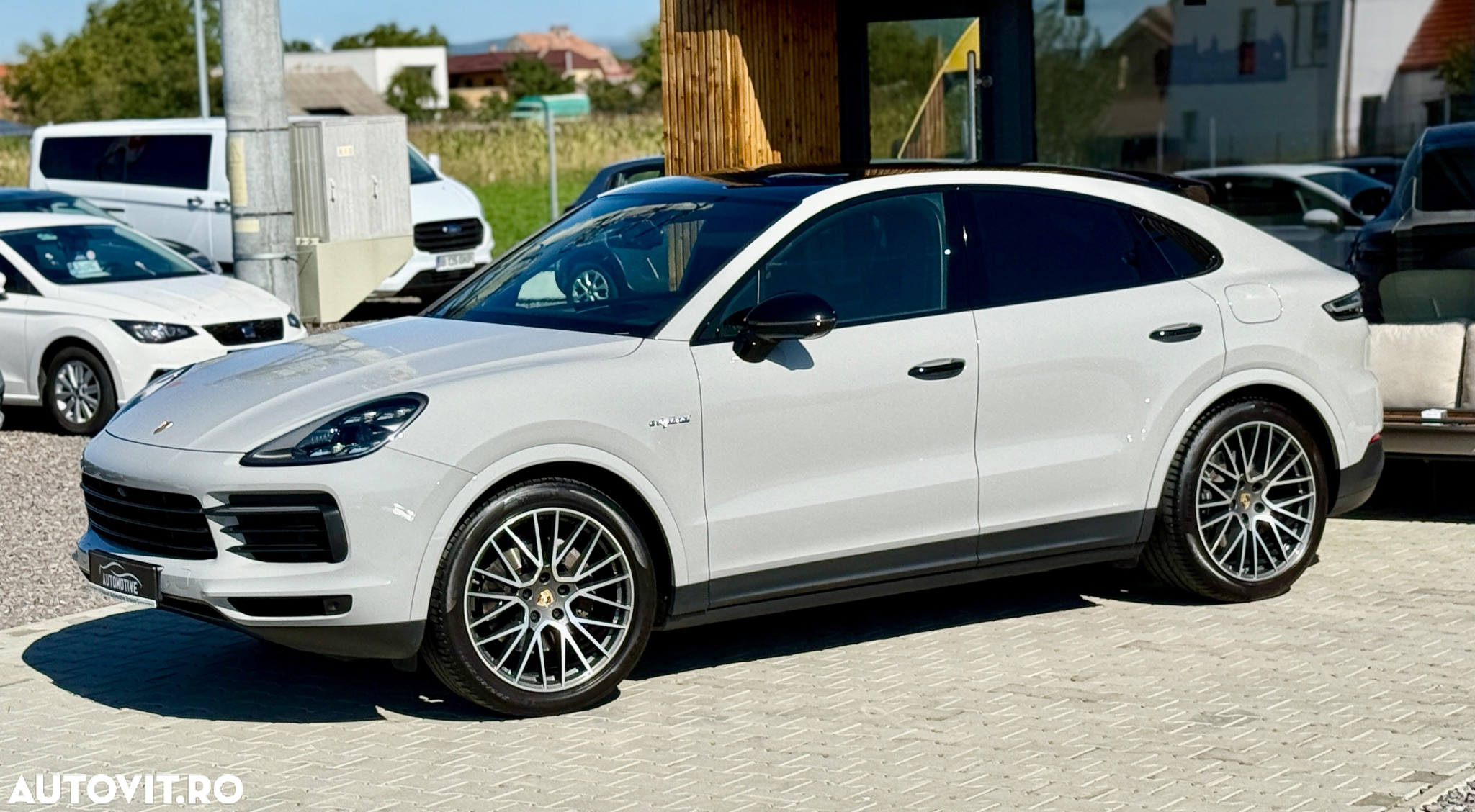 Porsche Cayenne Coupe E-Hybrid Tiptronic S Platinum Edition - 11