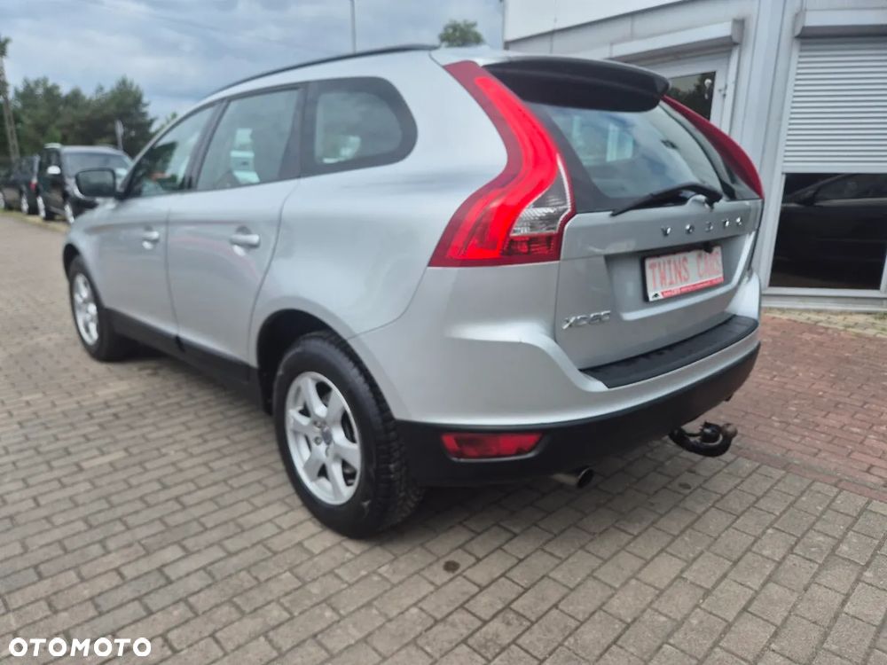 Volvo XC 60 D3 AWD Momentum - 7