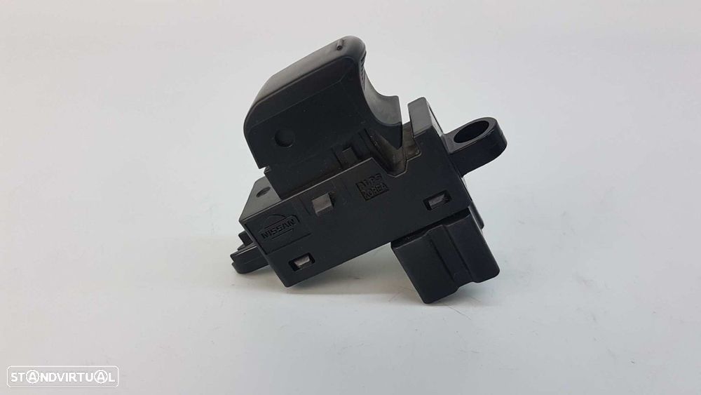 COMANDO DO ELEVADOR FRENTE DIREITO NISSAN PATHFINDER (R51) 2.5 DCI LE - 2