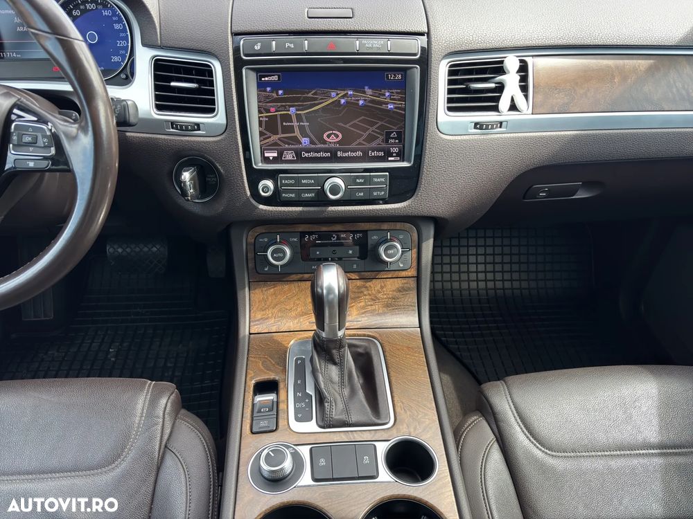 Volkswagen Touareg 3.0 V6 TDI BMT Terrain Tech - 17