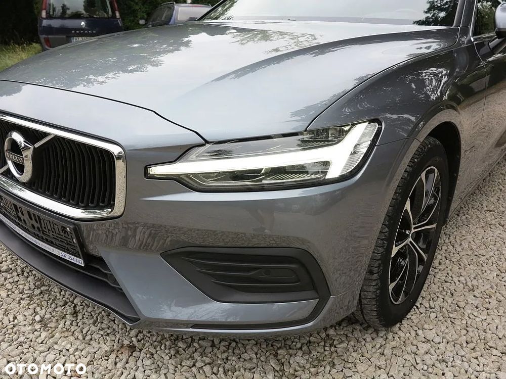 Volvo V60 D3 Momentum - 32