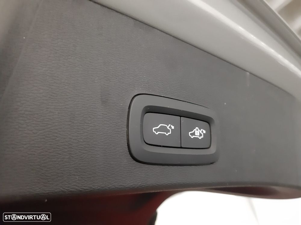 Volvo XC 40 - 17